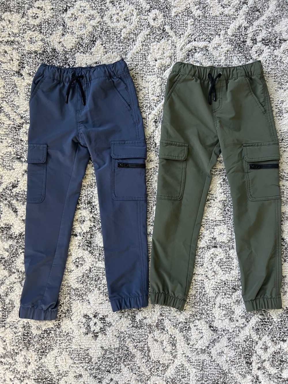 Cat & Jack Cargo Joggers in Navy and Olive